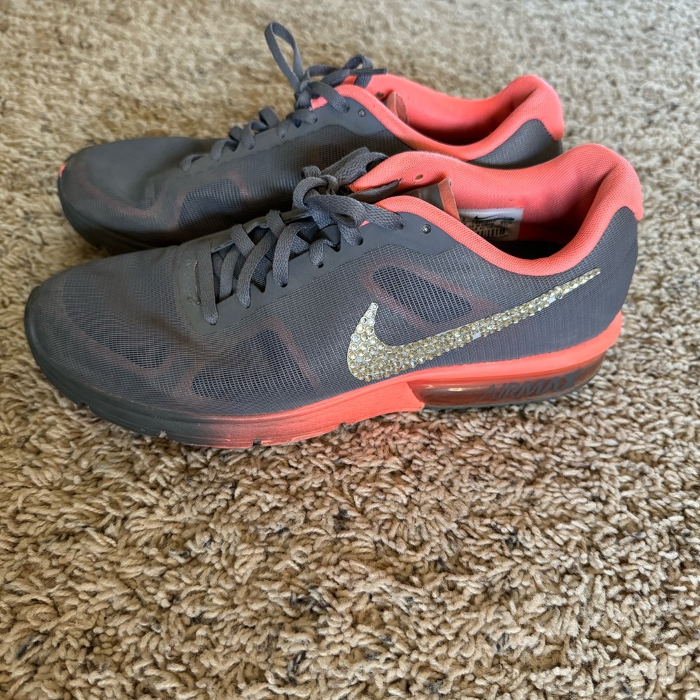 Women’s Nike Tennis Shoes